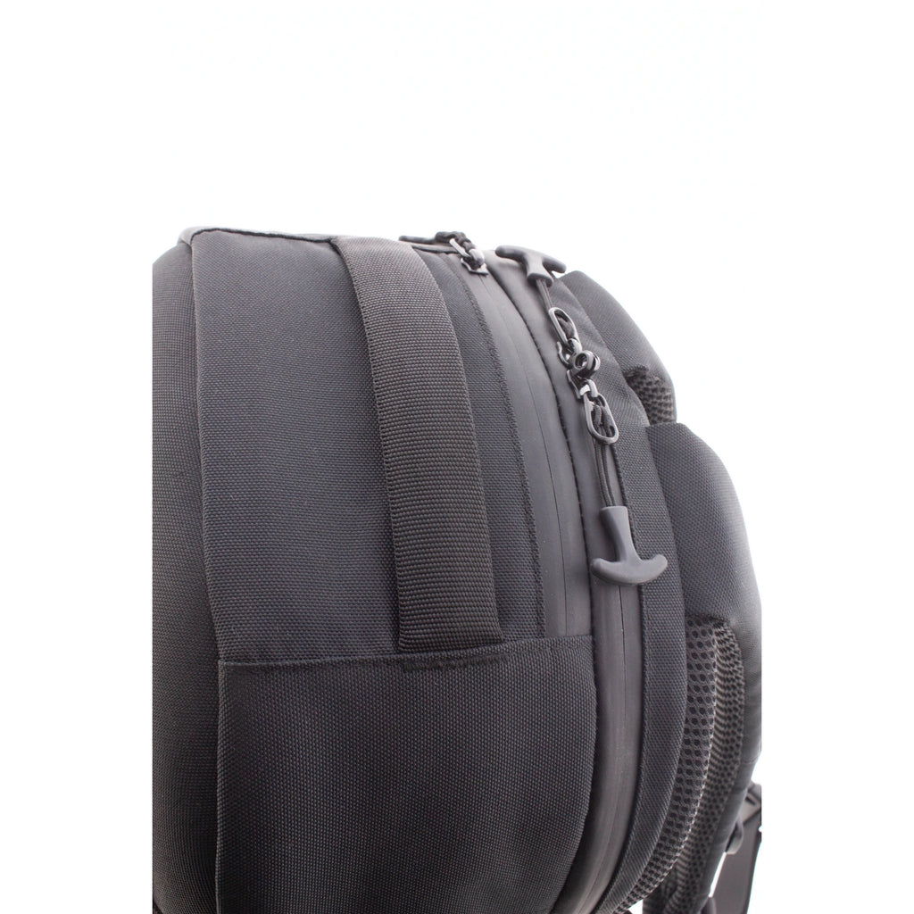 Mochila mediana antirrobo Defender